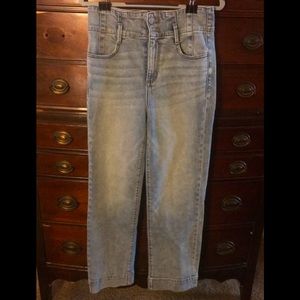 Ann Taylor Easy Straight Jeans (Size 2) IMMACULATE!